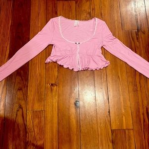 URBAN OUTFITTERS: PINK ROSETTE TOP